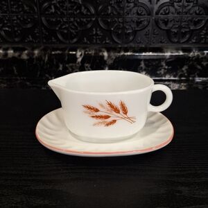 Pyrex Autumn Harvest Wheat Gravy Boat ,Vintage Sauce Boat With Replacement Plate